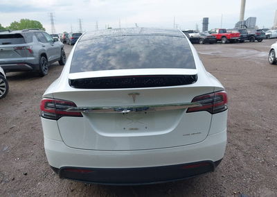 2019 Tesla Model X 100d/75d/long Range/standard Range, daño Frontal, Iaai lote 44985658, foto 17 de 21