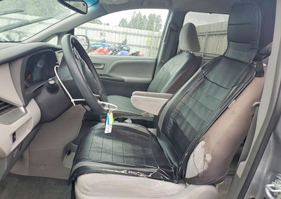 2015 Toyota All Models Sienna, Front End damage, Copart lot 54727626, photo 7 of 13