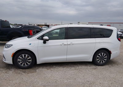 2023 Chrysler Pacifica Hybrid Touring L, пошкодження: Normal Wear & Tear, Iaai лот 45105928, фото 15 з 17