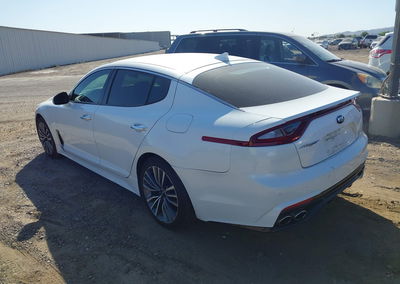 2019 Kia Stinger, daño Normal Wear & Tear, Iaai lote 45204676, foto 3 de 16