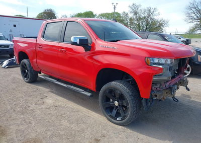 2021 Chevrolet Silverado 1500 4wd  Short Bed Lt, uszkodzenie: Przód, Iaai lot 45083033