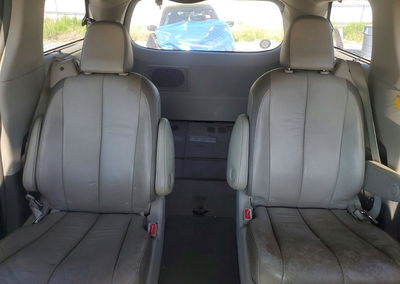 2012 Toyota Sienna Limited 7-passenger, uszkodzenie: Przód, Copart lot 53256216, zdjęcie 10 z 15