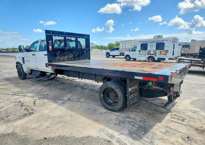 2022 Chevrolet Silverado Medium Duty, Front End damage, Copart lot 50319346, photo 2 of 12