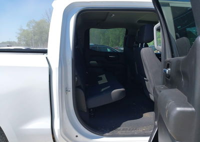 2023 Chevrolet Silverado 1500 4wd  Short Bed Custom, Hail damage, Iaai lot 45070015, photo 8 of 16