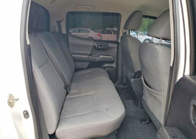 2020 Toyota Tacoma Sr5 V6, uszkodzenie: Przód, Copart lot 52400016, zdjęcie 10 z 15