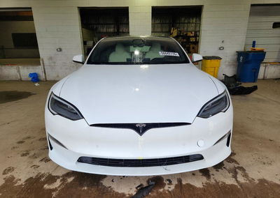 2021 Tesla Model S, daño Bajos, Copart lote 56642116, foto 5 de 14