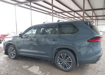 2026 Toyota Grand Highlander Hybrid Max Platinum, пошкодження: Передня частина, Iaai лот 44987068, фото 14 з 16