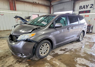 2011 Toyota Sienna Xle 8-passenger, пошкодження: Передня частина, Copart лот 55891846
