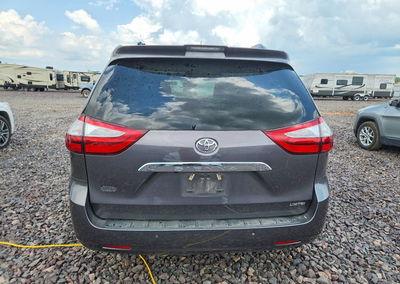 2019 Toyota Sienna Limited 7-passenger, uszkodzenie: Grad, Copart lot 54904116, zdjęcie 6 z 13