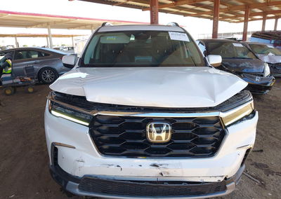 2025 Honda Pilot Touring, Front End damage, Iaai lot 45259520, photo 12 of 16