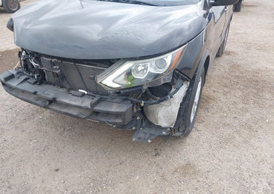 2018 Nissan Rogue Sport S, пошкодження: Передня частина, Iaai лот 44777066, фото 6 з 17