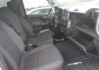 2020 Chevrolet Silverado 1500, daño Engine Damage, Iaai lote 45112338, foto 5 de 18