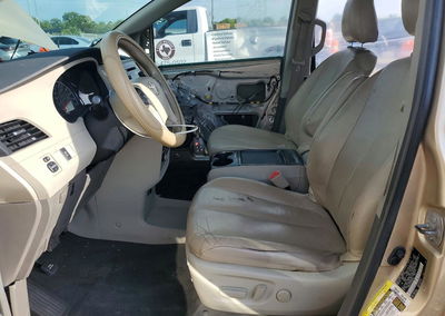 2011 Toyota Sienna Le, uszkodzenie: Bok, Copart lot 57754616, zdjęcie 7 z 14