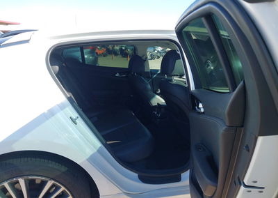 2019 Kia Stinger, daño Normal Wear & Tear, Iaai lote 45204676, foto 8 de 16