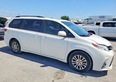 2020 Toyota Sienna Xle Premium 8-passenger, Hail damage, Copart lot 55705426, photo 4 of 13