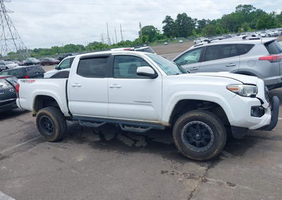 2018 Toyota Tacoma Trd Sport, пошкодження: Передня частина, Iaai лот 45174369, фото 13 з 20