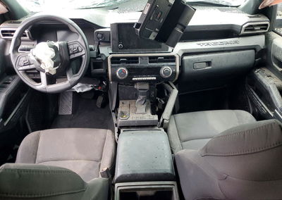 2025 Toyota Tacoma Sr, daño Lateral, Copart lote 50911166, foto 8 de 12