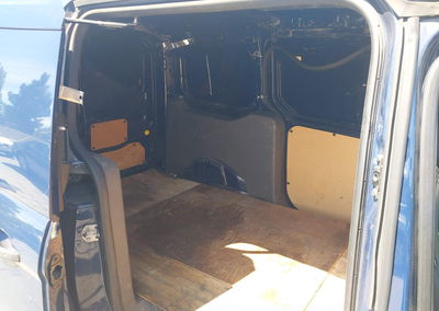 2019 Ford Transit Connect Xl, daño Normal Wear & Tear, Iaai lote 45236209, foto 8 de 17