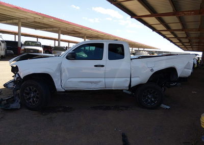 2021 Toyota Tacoma Sr, uszkodzenie: Przód, Iaai lot 45229578, zdjęcie 14 z 16