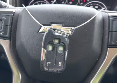 2021 Chevrolet Silverado 1500 4wd  Short Bed Lt, uszkodzenie: Przód, Iaai lot 45083033, zdjęcie 11 z 19