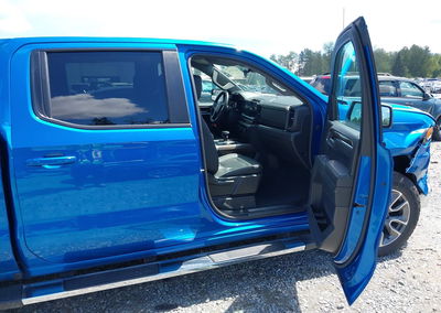 2024 Chevrolet Silverado 1500 4wd  Short Bed Lt, daño Trasero, Iaai lote 45132733, foto 5 de 18