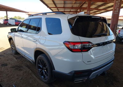2025 Honda Pilot Touring, Front End damage, Iaai lot 45259520, photo 3 of 16