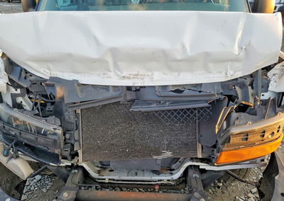 2020 Chevrolet Express G2500 Utility / Service Van, пошкодження: Передня частина, Copart лот 50590386, фото 12 з 13