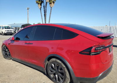 2022 Tesla Model X, uszkodzenie: Drobne wgniecenia/zarysowania, Copart lot 48436405, zdjęcie 2 z 13