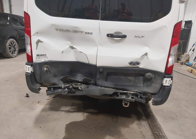2019 Ford Transit-350 Xlt, daño Trasero, Iaai lote 45116340, foto 6 de 16