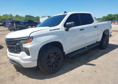 2022 Chevrolet Silverado 1500 4wd  Short Bed Custom, uszkodzenie: Prawy bok, Iaai lot 45073418, zdjęcie 2 z 16