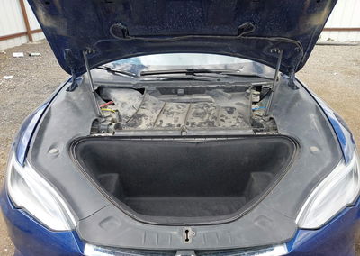 2020 Tesla Model S Long Range Dual Motor All-wheel Drive/long Range Plus Dual Motor All-wheel Drive, daño Lateral derecho,