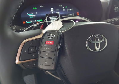 2026 Toyota Grand Highlander Hybrid Max Platinum, пошкодження: Передня частина, Iaai лот 44987068, фото 11 з 16
