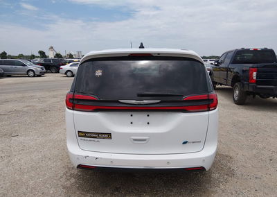 2023 Chrysler Pacifica Hybrid Touring L, пошкодження: Normal Wear & Tear, Iaai лот 45105928, фото 17 з 17