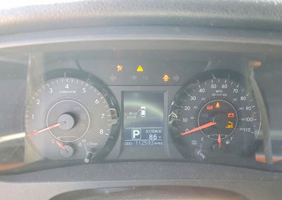 2015 Toyota Sienna, daño Frontal, Copart lote 45671766, foto 9 de 13