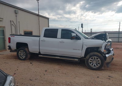 2019 Chevrolet Silverado 2500hd Lt, daño Frontal, Iaai lote 45166177, foto 13 de 21