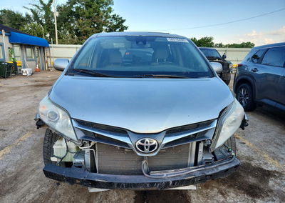2020 Toyota Sienna, uszkodzenie: Przód, Copart lot 56516406, zdjęcie 5 z 12