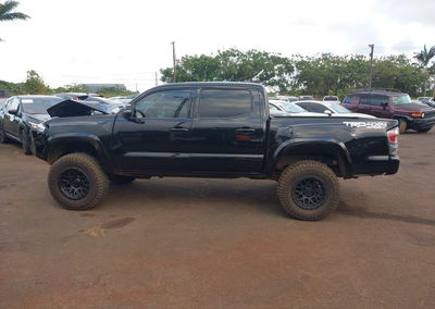 2022 Toyota Tacoma, uszkodzenie: Przód, Iaai lot 44698384, zdjęcie 14 z 16