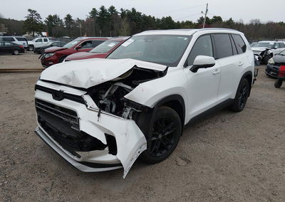 2024 Toyota Grand Highlander Hybrid Platinum Max, uszkodzenie: Lewy przód, Iaai lot 44924739, zdjęcie 2 z 17