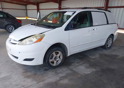 2009 Toyota Sienna Le, daño Normal Wear & Tear, Iaai lote 45434723, foto 2 de 11