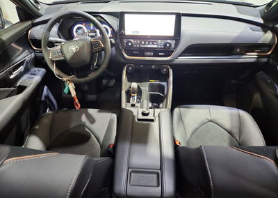 2026 Toyota Grand Highlander Hybrid Max Platinum, пошкодження: Задня частина, Copart лот 54611756, фото 8 з 13