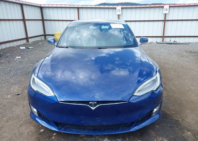 2020 Tesla Model S Long Range Dual Motor All-wheel Drive/long Range Plus Dual Motor All-wheel Drive, daño Lateral derecho,
