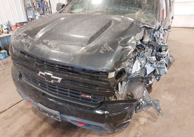 2020 Chevrolet Silverado 1500 4wd  Short Bed Lt Trail Boss, daño Frontal izquierdo, Iaai lote 44753558, foto 6 de 17