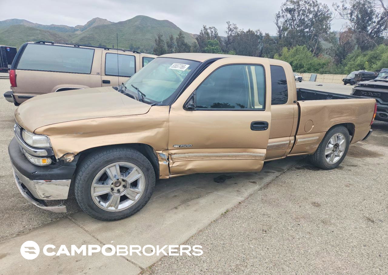2001 Chevrolet Silverado C1500, daño Lateral, Copart lote 53657766