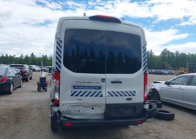 2023 Ford Transit-250, daño Trasero izquierdo, Iaai lote 45233183, foto 6 de 19