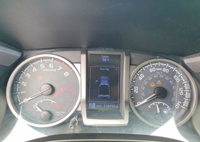 2019 Toyota Tacoma Sr5 V6, uszkodzenie: Przód, Copart lot 56664736, zdjęcie 9 z 14