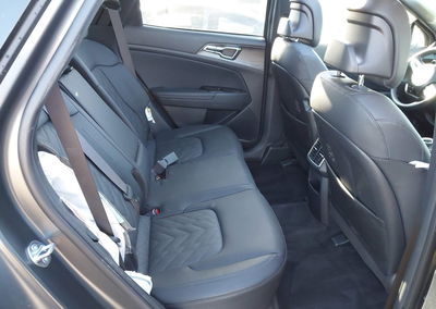 2025 Kia Sportage Plug-in Hybrid X-line Prestige, Left & Right Side damage, Iaai lot 44808227, photo 8 of 17