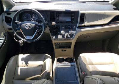 2020 Toyota Sienna Xle Premium 8-passenger, Hail damage, Copart lot 55705426, photo 8 of 13