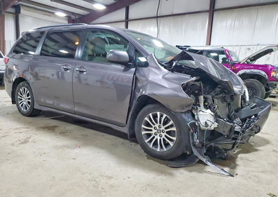 2019 Toyota Sienna Xle Premium 8-passenger, daño Frontal, Copart lote 54644956, foto 4 de 15