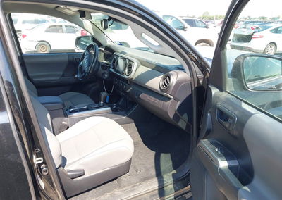 2019 Toyota Tacoma Sr5, uszkodzenie: Front & Rear, Iaai lot 45194984, zdjęcie 5 z 16