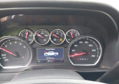 2021 Chevrolet Silverado 1500 2wd  Short Bed Rst, daño Frontal derecho, Iaai lote 44735677, foto 7 de 17